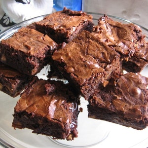 1 doz. classic brownies image 1