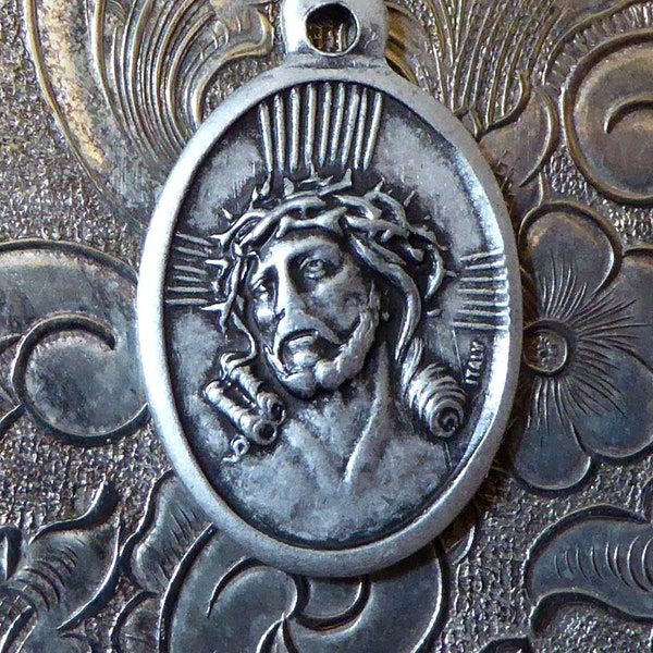 Ecce Homo Behold The Man The Passion Of Jesus Christ Miraculous Medal & The Sacred Heart Of Jesus Holy Italian Necklace Pendant Medallion