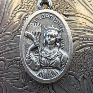 Santa Bárbara Patrona de Bomberos y Arquitectos, Santa Medalla Religiosa Italiana, Medallón Colgante para Collar Católico