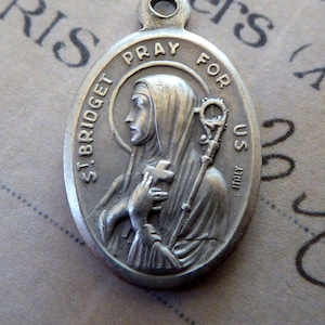 Saint Bridget Brigid Italian Religious Catholic Medal Protector Of Chicken Farmers, Dairy Workers, Scholars, & Poets, Holy Necklace Pendant