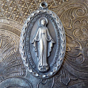 Wunderbare Medaille der Unbefleckten Empfängnis Silber einfaches Bandrahmen 1830 Jungfrau Maria Mutter - CREED Italien Heiliger Halsketten-Anhänger