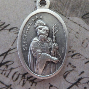 Saint BRIDGET Brigid Medal Protector Of Chicken Farmers, Dairy Workers, Scholars, & Poets And St. PATRICK Patron Of Ireland Italian Pendant