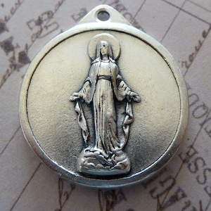 Vintage Italian Silver Round Miraculous Medal Of The Immaculate Conception, 1830 Blessed Virgin Mary Our Lady Maria - Necklace Pendant Charm
