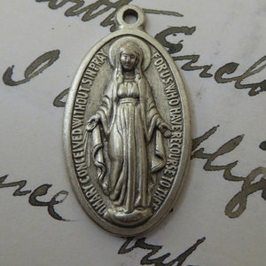 SHABBY OLD Italienische Matt Silber Wundertätige Medaille der Unbefleckten Empfängnis Art Deco 1830 Jungfrau Maria Mutter von Jesus Sacred Heart NOS
