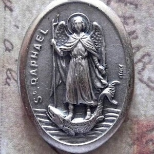 1940&#39;s Italian Silver Catholic Medal Saint Raphael Archangel Patron Of Nurses, Physicians, The Blind, & Travelers