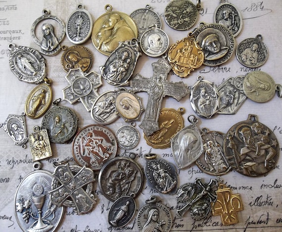 Lot 3 Médailles Religieuses Argent + Chaîne Argent - Vintage