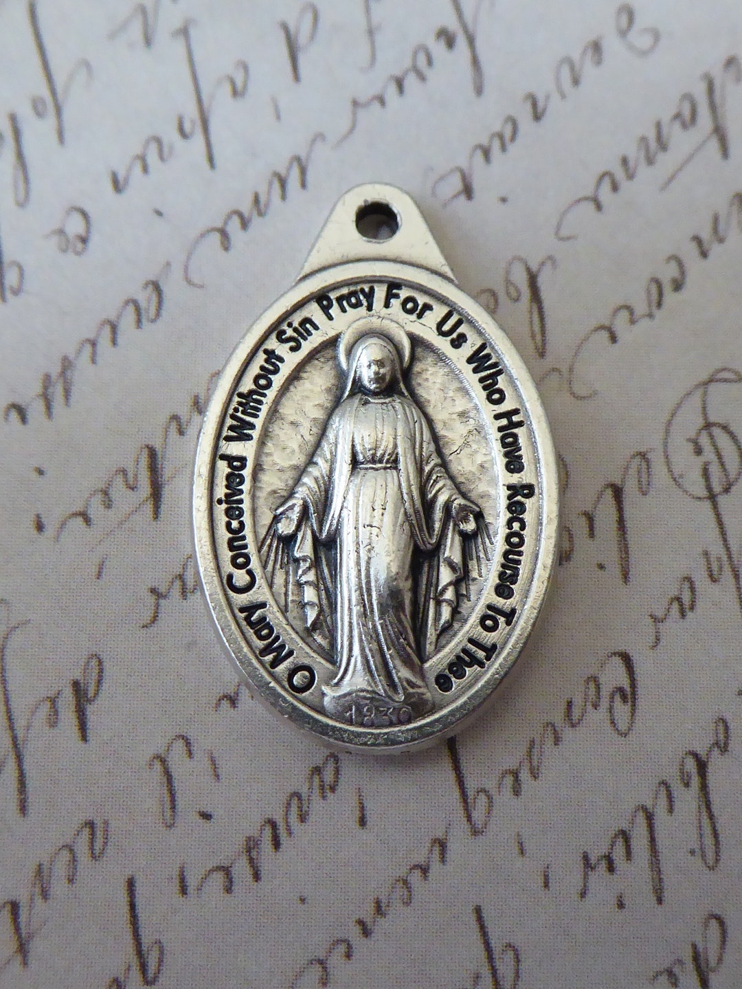 Miraculous Medal of the Immaculate Conception, 1830 Blessed Virgin Mary ...