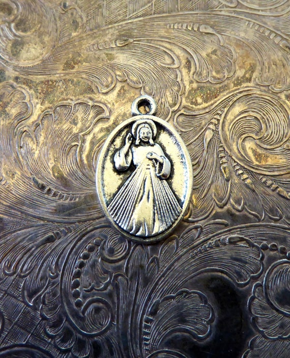 Divine Mercy Jesus I Trust in You Italian Catholic Medal - Etsy Nederland