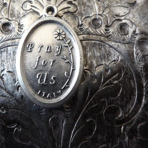 Italian Religious Miraculous Medal Padre Pio Of Pietrelcina Pray For Us, Sacred Gifts Of Stigmata & Bilocation Patron Saint Of Unborn Babies image 4