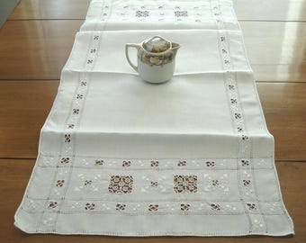 Linen & Lace Antique Italian Embroidery Table Runner - 18" W x 35" L
