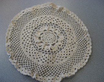 vintage Crocheté Artisanal Doily - Couleur Ecru Claire - Rond - 13 Pouces - A49