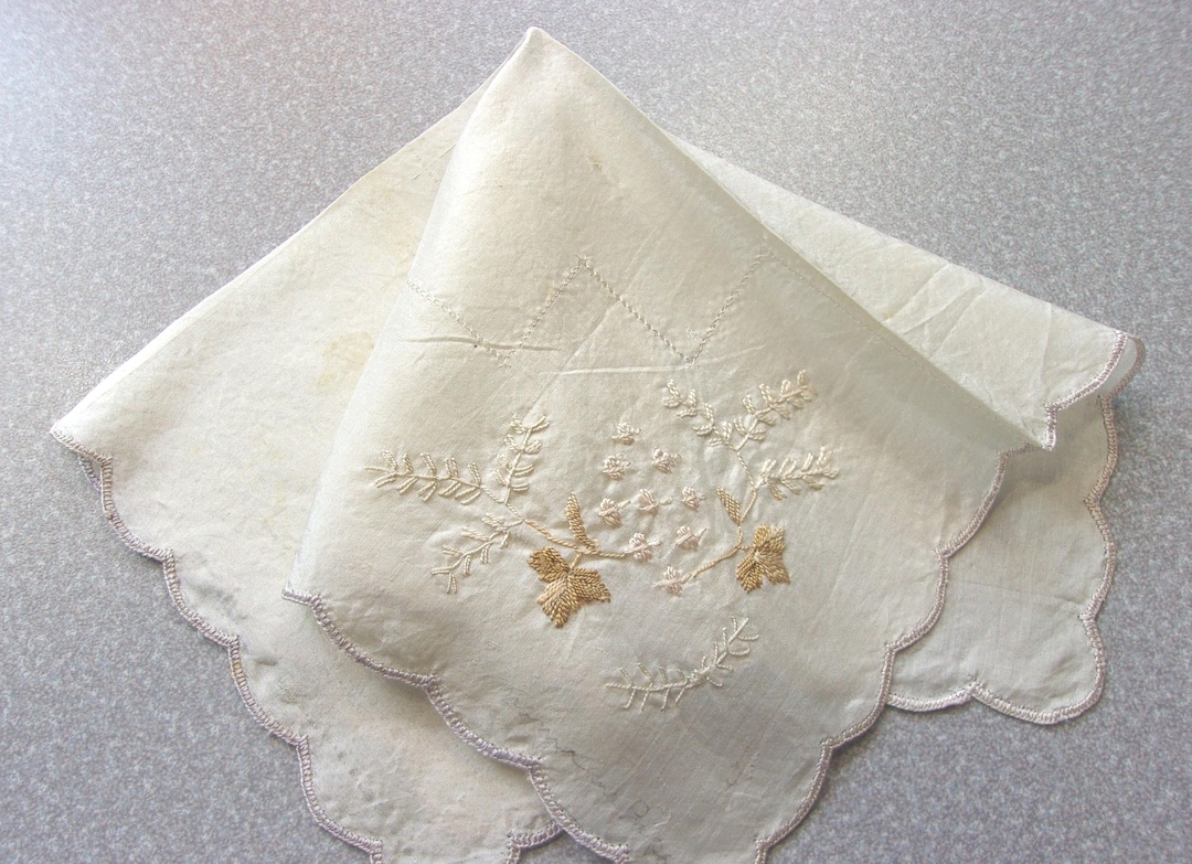 小物 1900s Hand Embroidery Handkerchief 小物 1900s Hand Embroidery Handkerchief Vintage Embroidered