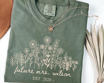 Custom Future Mrs Shirt, Personalized Flower Last Name Fiance Tee, Bachelorette Party Gift, Bridal Shower Engagement Outfit, Wedding Present