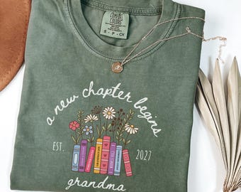 Personalized Grandma Est 2027 Shirt, Promoted To Grandma Graphic Tee, Pregnancy Announcement to Gigi Grandmother Gift, Nana to Be Floral