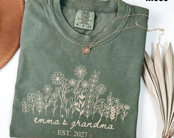 Personalized Grandma Kids Name Shirt, Personalized New Grandmother Tee, Pregnancy Announcement Reveal to Gigi Gift, Grandchild Present Baby