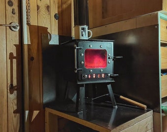 Wood stove for small spaces, wood burning stove for caravan, tiny house stove, campervan stove, outdoor stove, tiny lives stove