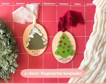 DIY kerstvingerafdrukornament, vingerafdruk boom SVG, Christmas Craft voor kinderen, DIY kerstlaserbestand, kerstcadeau Craft