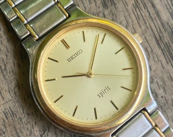 Vintage Seiko Spirit 7N01 5210 White Dial Men Quartz Watch