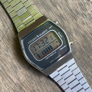 超レア！！ CITIZEN CRYSTRON LC VERY RARE VINTAGE CITIZEN CRYSTRON LC DIGITAL WATCH WORKING