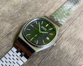 Rare 70's Square Seiko Lord Quartz 8242-5000 Vintage Men's