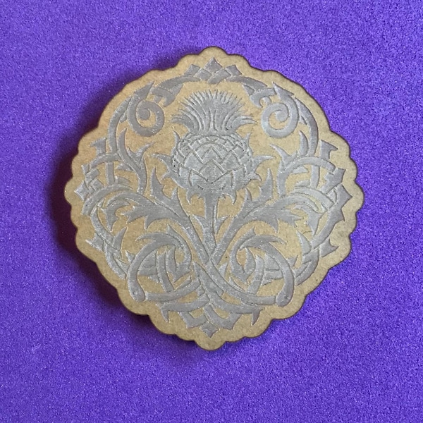 MOLD * BEAUTIFUL! Scottish Thistle * Celtic Knot * Silicone Mold * Phone Grip * Badge Reel * Keychains * Magnets * Resin * Epoxy * Molds