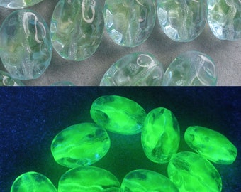 Black Light Glow in the Dark Glass Beads Blue/Clear Pattern Oval 14x16mm Choose Quantity Vintage Czech Glass