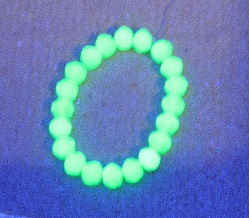 Black Light Glow in the Dark Glass Beads Blue Bicone 8mm 20pc Etsy
