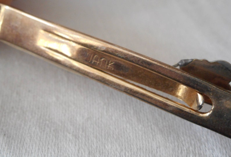 VINTAGE Swank Mens Gold Metal Realistic Fishing Pole Tie Bar Costume Jewelry Craft Upcycle Finding