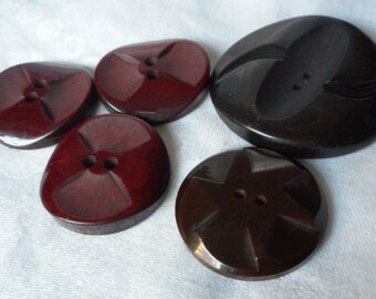 Lot Set/5 VINTAGE 1 1/8-1 3/4”  Chunky Burgundy & Brown Plastic Costume Clothing Adorn Embellish Sewing Supply Find Closure Fastener BUTTONS