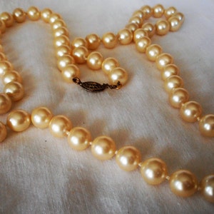 28” VINTAGE Bead Faux White Pearl Adornment Accessory Embellishment Finding Costume Clothing Jewelry Necklace  P2