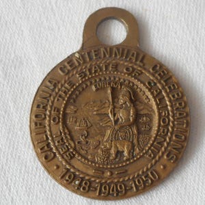 Vintage 1 1/16&quot; San Francisco Cable Car Centennial 1948-50 Transit Advertising Token Metal Sided Jewelry Craft Finding Supply Souvenir Charm