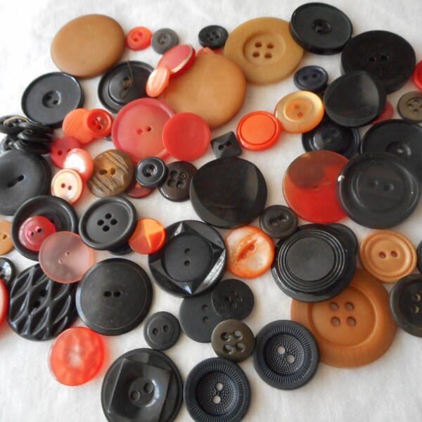 Lot/ 3.5oz VINTAGE 1/2"- 1  3/8" Fall Color Plastic Plus Clothing Adorn Embellish Sewing Supply Craft Finding Closure Fastener BUTTONS F5