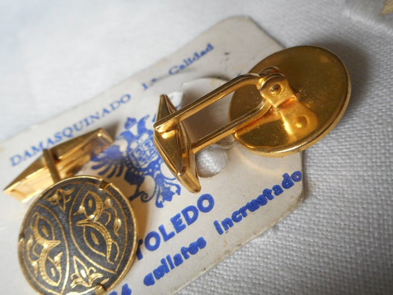 Set VINTAGE Damascene Gold /& Black Metal Cuff Link Costume Clothing Adornment Accessory Embellishment Jewelry