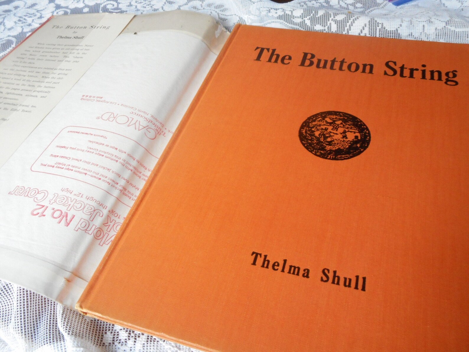 VINTAGE the Button String First Printing 1942 Thelma Shull Hard Cover ...