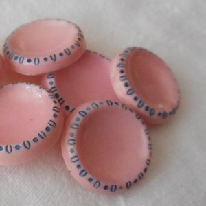 Set/ 5 VINTAGE 9/16 Pink with Blue Trim Rim Glass Costume Clothing Adorn Embellish Sewing Supply Craft Finding Closure Fastener BUTTONS image 4
