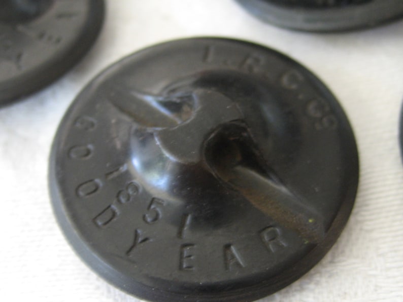 Set of 5 ANTIQUE VINTAGE 1 14\u201d Large Texture Weave Design Black Goodyear Rubber Collectible Sewing Supply Finding Closure Fastener BUTTONS