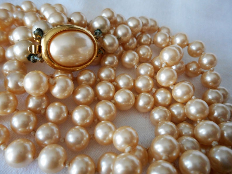 VINTAGE Double Strand Signed Crown Trifari Faux Pearl Jewelry Necklace P1