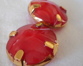 Set/ 2 VINTAGE 7/8" Faux Gold Luster Prong Red Glass Costume Clothing Sewing Supply BUTTONS