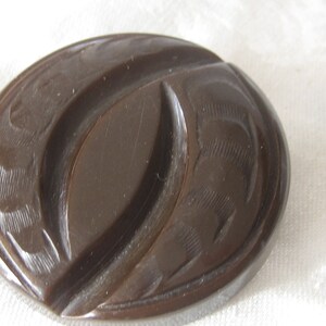 VINTAGE Large 1  5/8” Chunky Carved Brown Bakelite Coat Collectible Sewing Supply Craft Finding Closure Fastener BUTTON