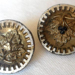 Set/ 2 VINTAGE 5/8” Silver Luster Grape Leaf Black Glass Charmstring Clothing Adorn Embellish Sewing Supply Craft Finding Closure BUTTONS