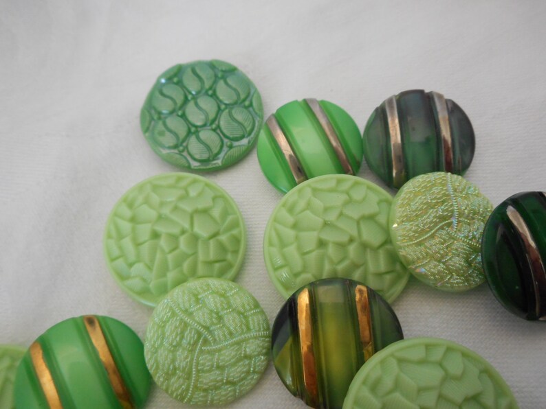 Lot Sets 14 VINTAGE Green Shades Glass Costume Clothing Adorn Accessory Embellish Sewing Supply Craft Finding Closure Fastener BUTTONS