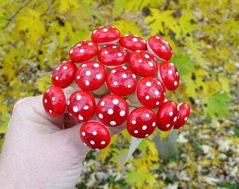 VINTAGE Bunch of 18 German Spun Cotton Chistmas Large Red Mushrooms NOS RARE