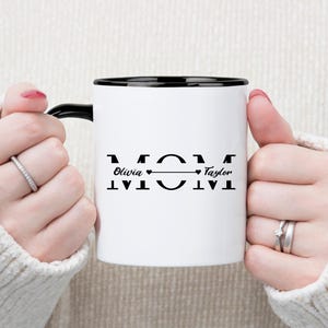 Minimalist Modern Simple Mom Personalized Name Mother&#39;s Day Mug, Gift for Mom, Gift For Her, Mom Lover, Mothers Day Gift. Moms Gift