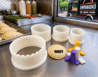 Pastelitos Maker Kit | 4 Sizes Cutter Sealers, Edible Ink Stamps, Custom Branding Marketing Pastry Tool