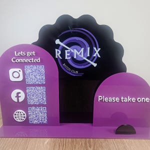Acryl QR-standaard met visitekaarthouder | Display met logo op maat voor uw stand | Standbord voor verkopers afbeelding 8