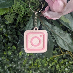 Instagram NFC Tag Keychain, Social Media Digital Tap to share, Contactless Business Card, Personalized Keyring, Tech Business Tools