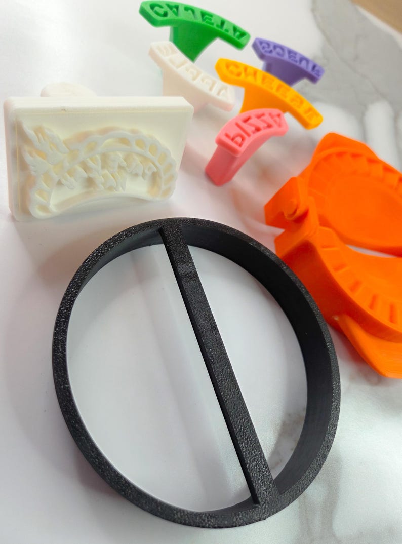 Kit Premium para Hacer Empanadas con Sello de Logotipo Personalizado / Prensa para Empanadas + Cortador + 5 Sellos / Kit de Inicio para Negocio de Comida / Juego para Hacer Dumplings imagen 7