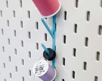 IKEA Skadis Pegboard Garnrollenhalter: Garnrollenhalter für 5 Garnrollen
