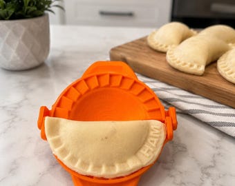 Empanada Maker: Dough Press, Pastry Mold, Kitchen Tool