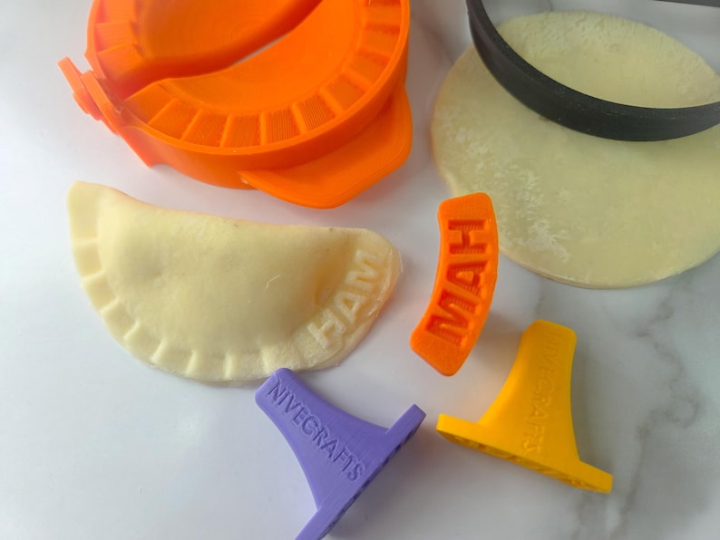Kit Premium para Hacer Empanadas con Sello de Logotipo Personalizado / Prensa para Empanadas + Cortador + 5 Sellos / Kit de Inicio para Negocio de Comida / Juego para Hacer Dumplings imagen 13